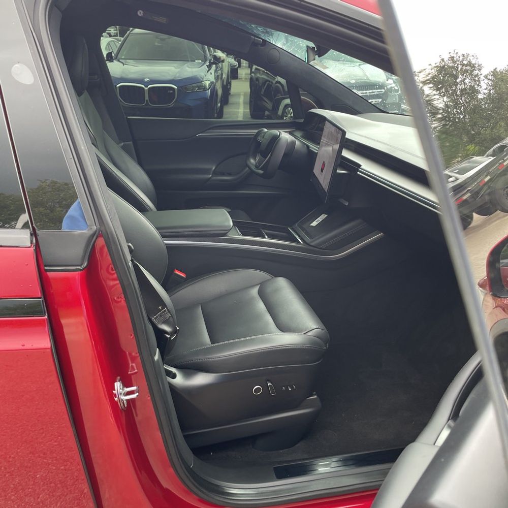 2023 Tesla Model X Plaid