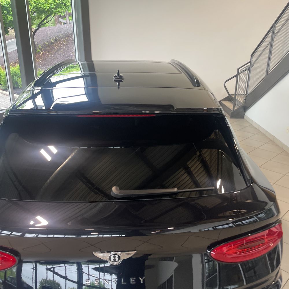 2024 Bentley Bentayga Base