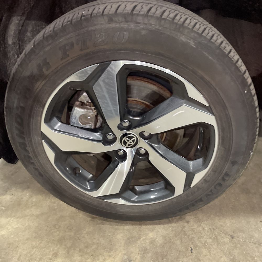 2024 Toyota RAV4 Prime SE