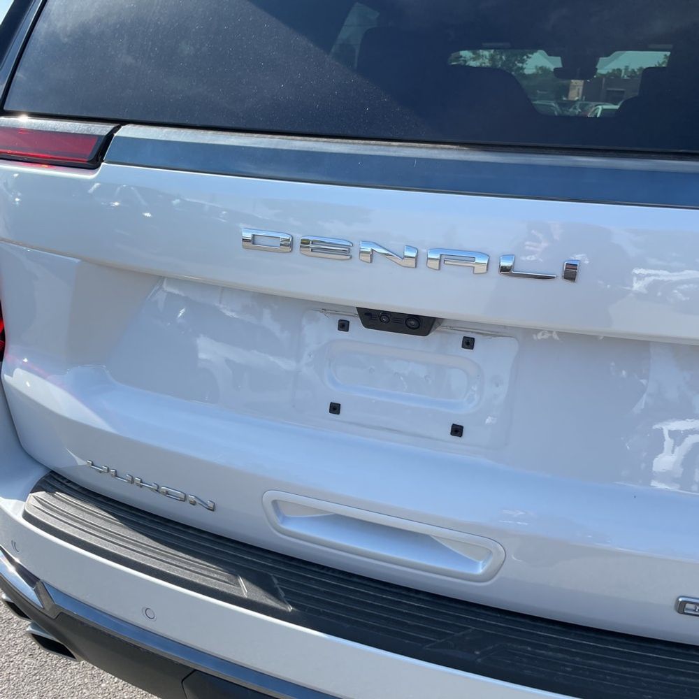 2025 GMC Yukon Denali Ultimate