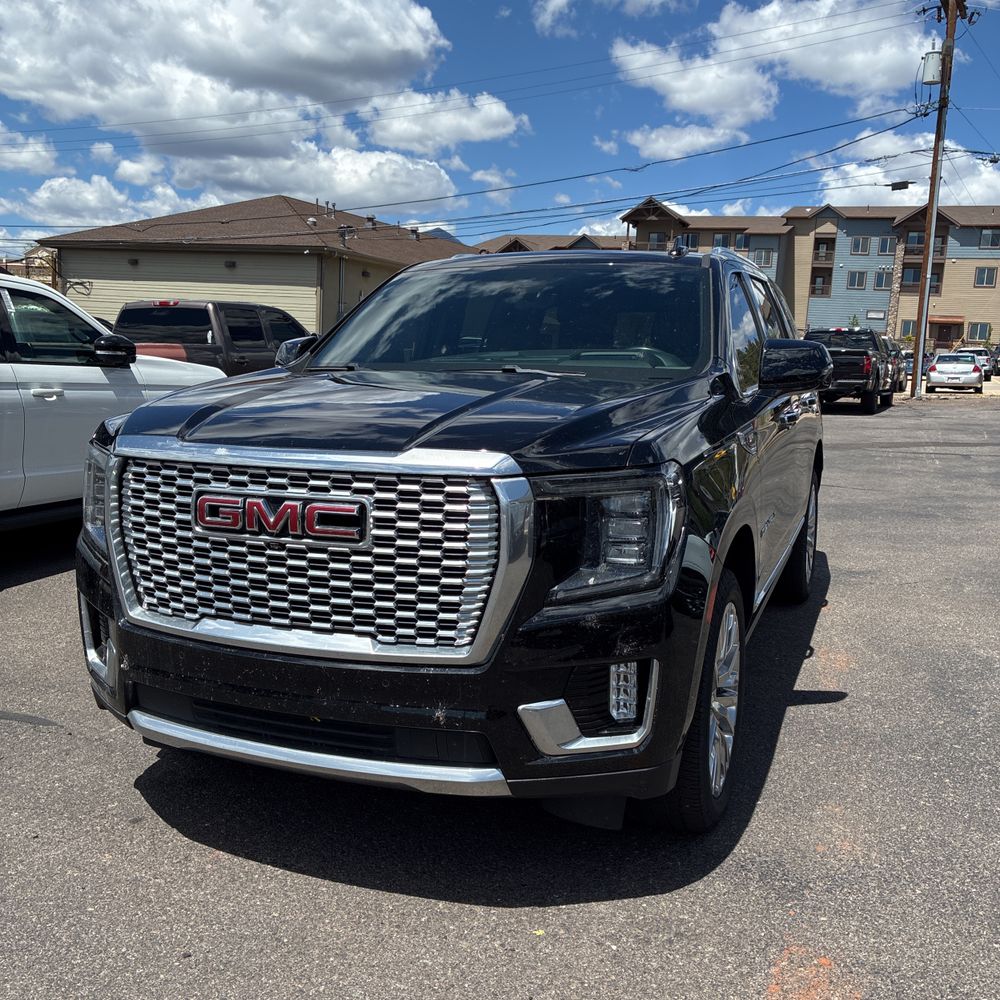 2023 GMC Yukon Denali