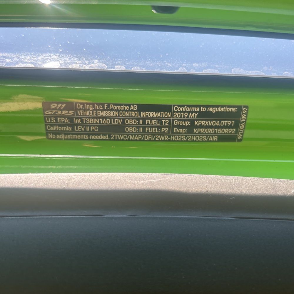 2019 Porsche 911 Carrera