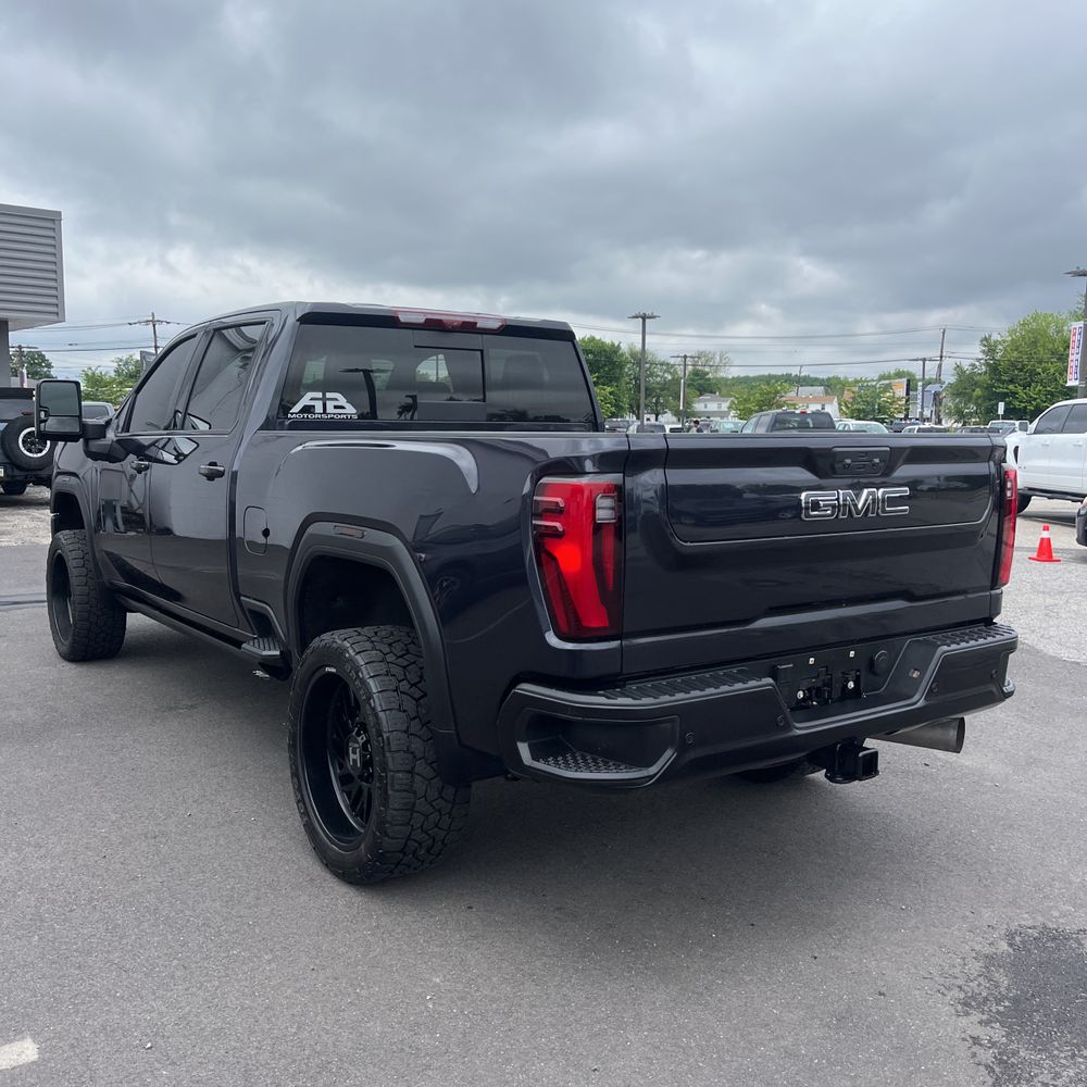 2024 GMC Sierra 3500HD Denali Ultimate
