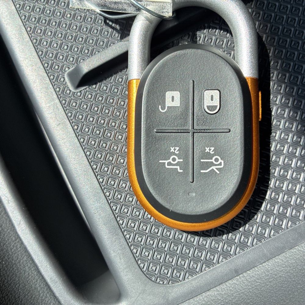 2025 Rivian R1T Adventure Dual-Motor