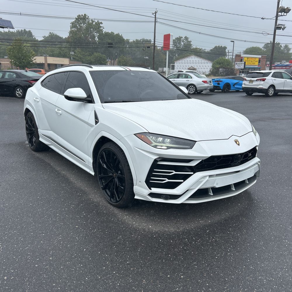 2020 Lamborghini Urus