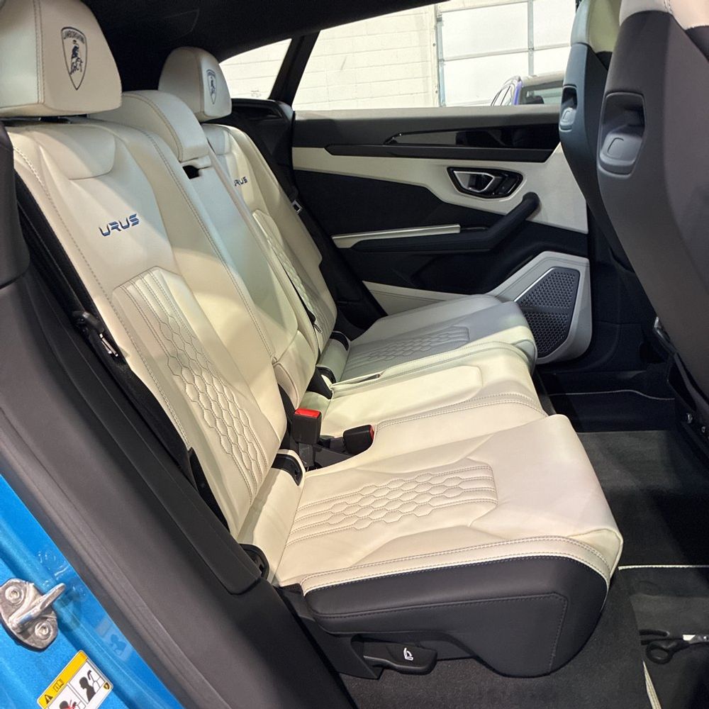 2023 Lamborghini Urus S