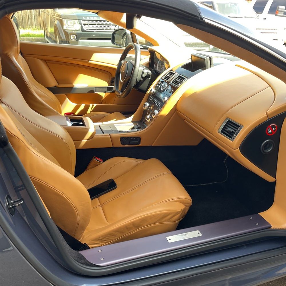 2010 Aston Martin Vantage V8