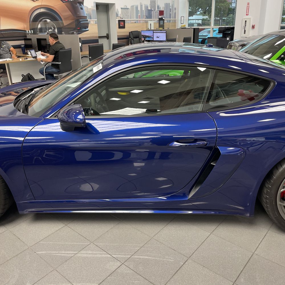 2021 Porsche 718 Cayman GT4