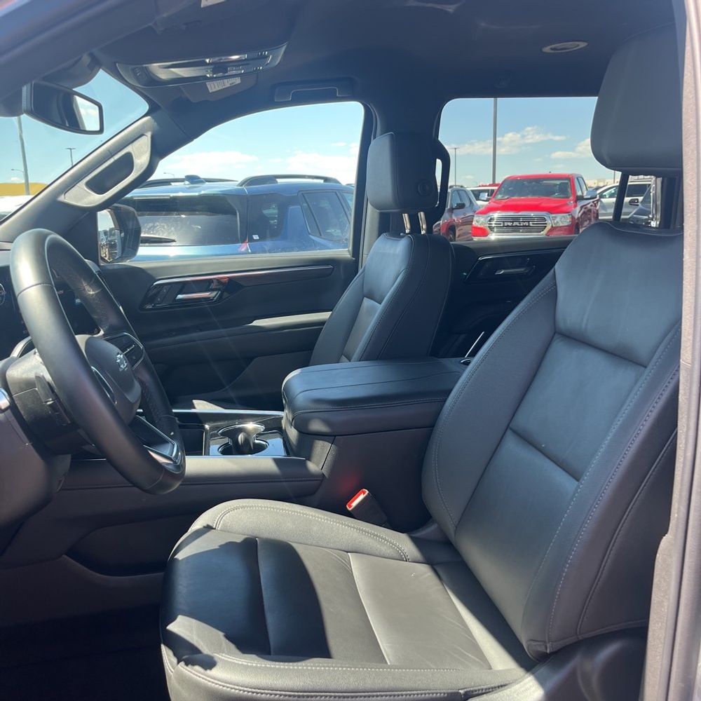 2025 Chevrolet Suburban Z71