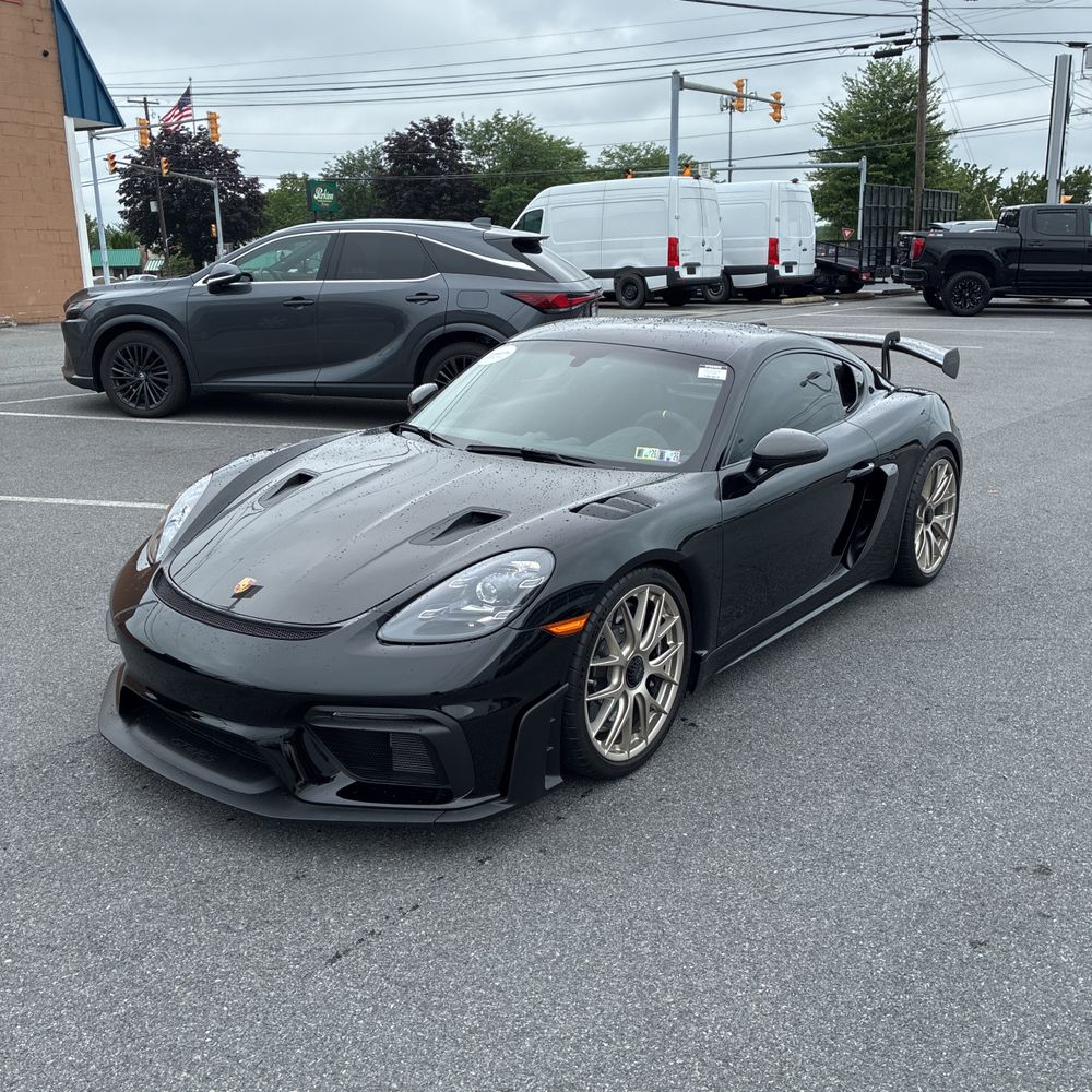 2024 Porsche 718 Cayman GT4 RS