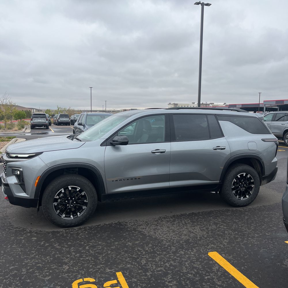 2025 Chevrolet Traverse Z71
