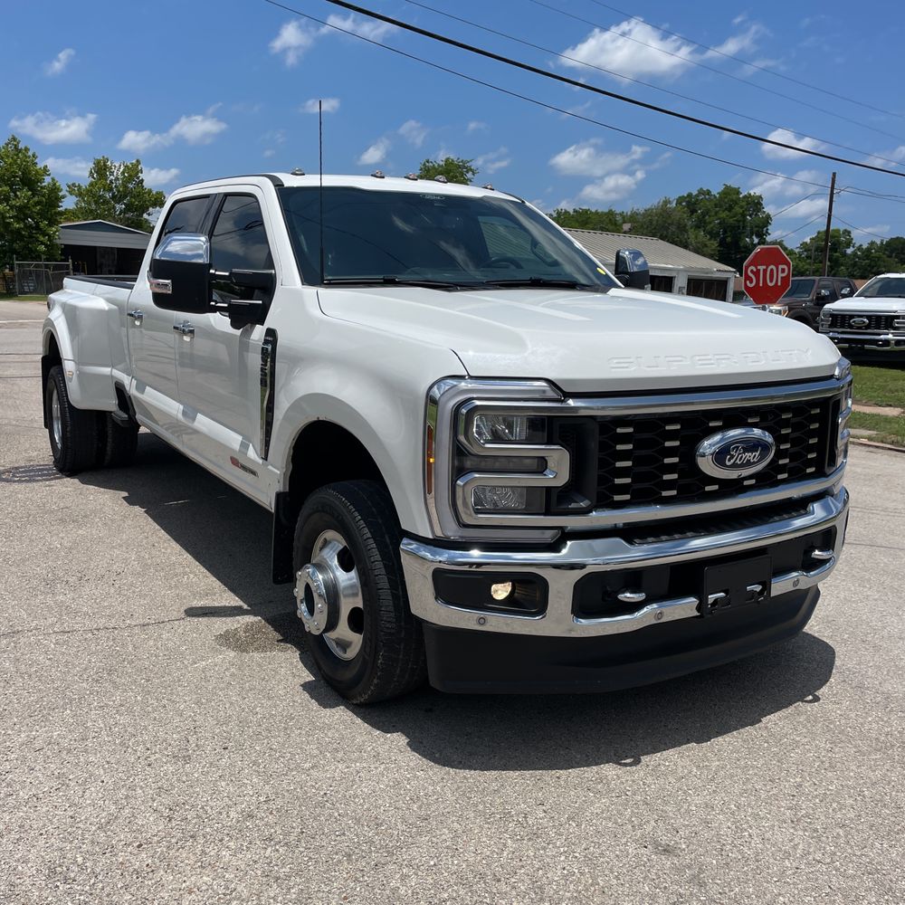 2024 Ford F-350 Super Duty Lariat