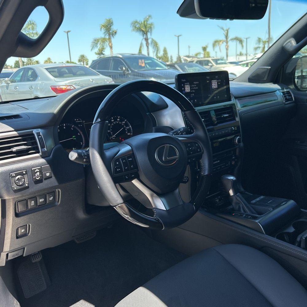 2023 Lexus GX 460 Base