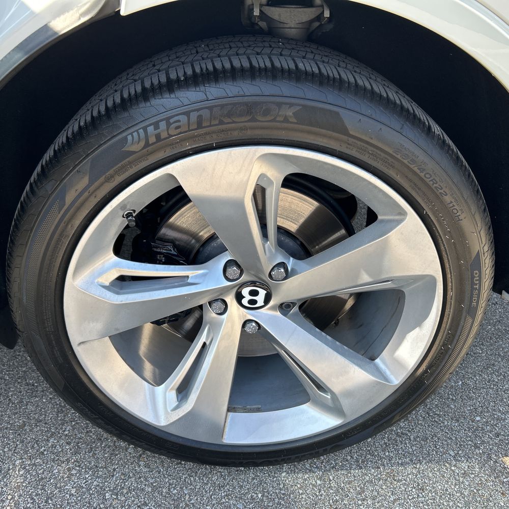 2018 Bentley Bentayga Base