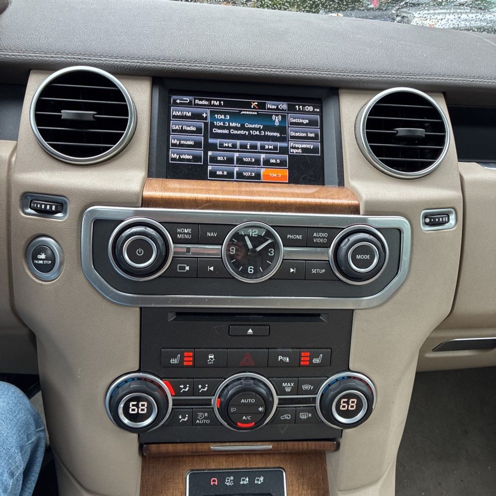 2016 Land Rover LR4 HSE