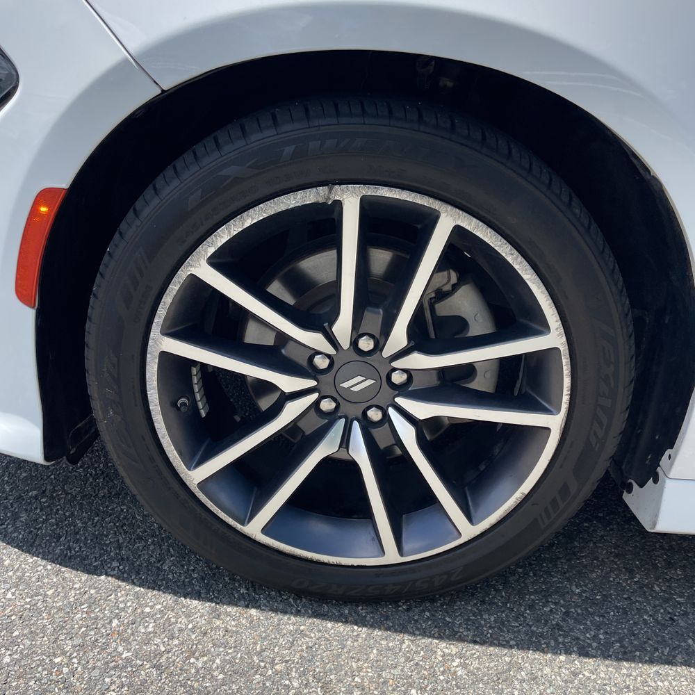 2023 Dodge Charger R/T photo 17