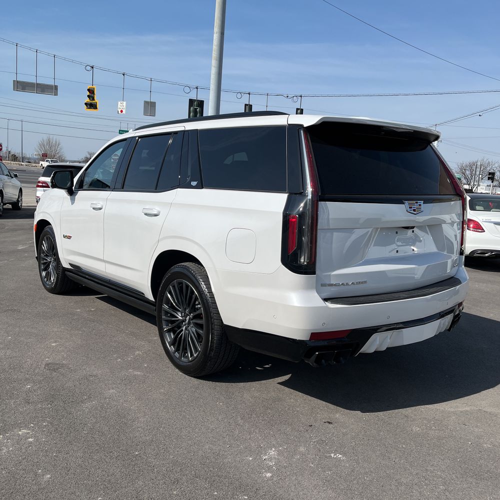 2024 Cadillac Escalade-V Base