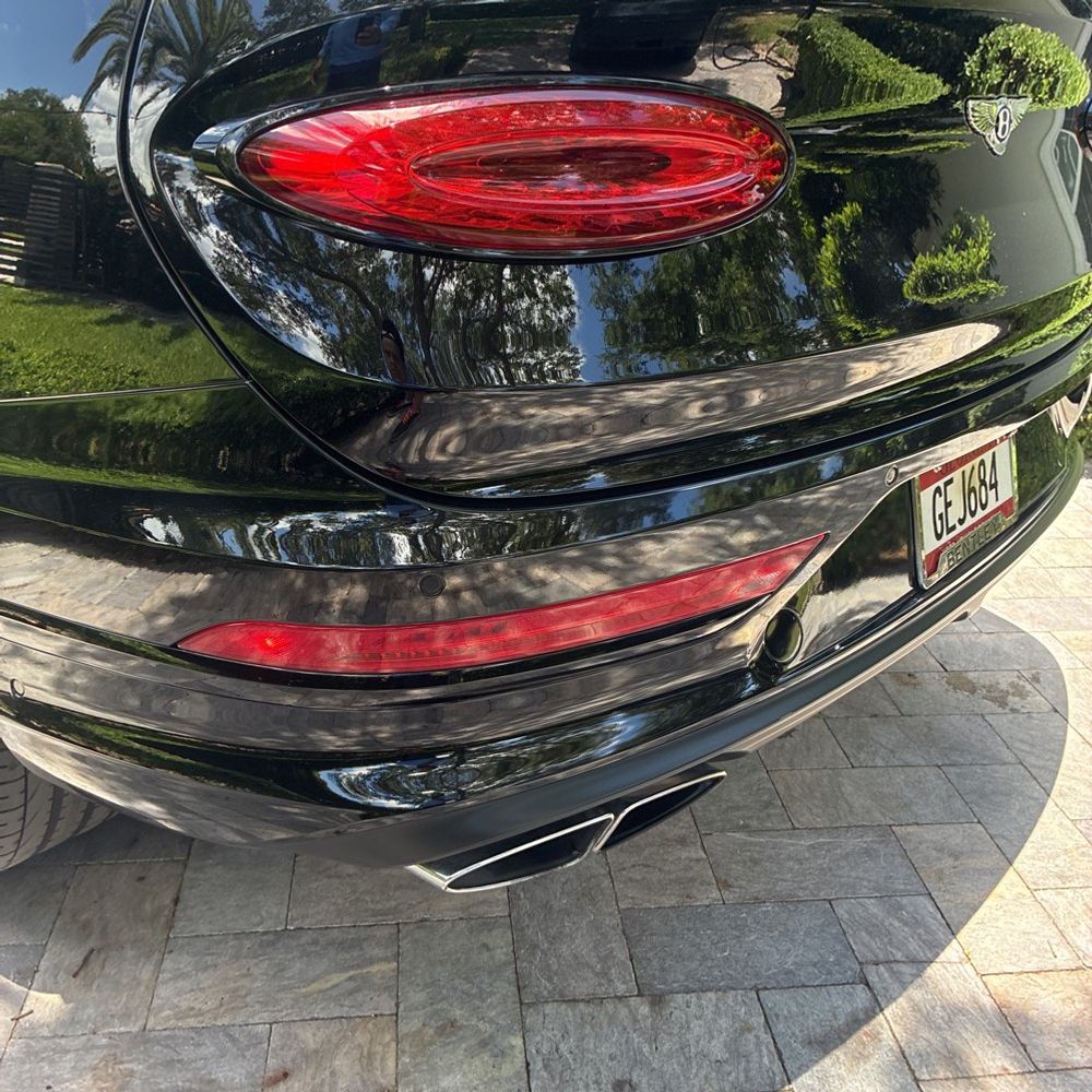 2023 Bentley Bentayga Base