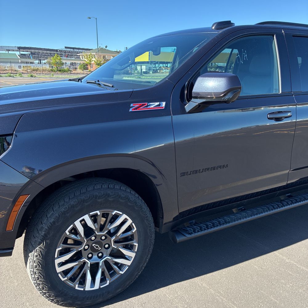2025 Chevrolet Suburban Z71
