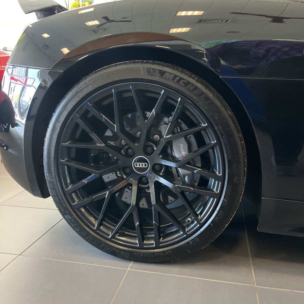 2017 Audi R8 V10 Plus