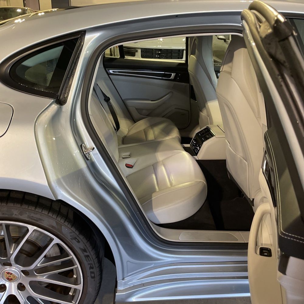 2021 Porsche Panamera
