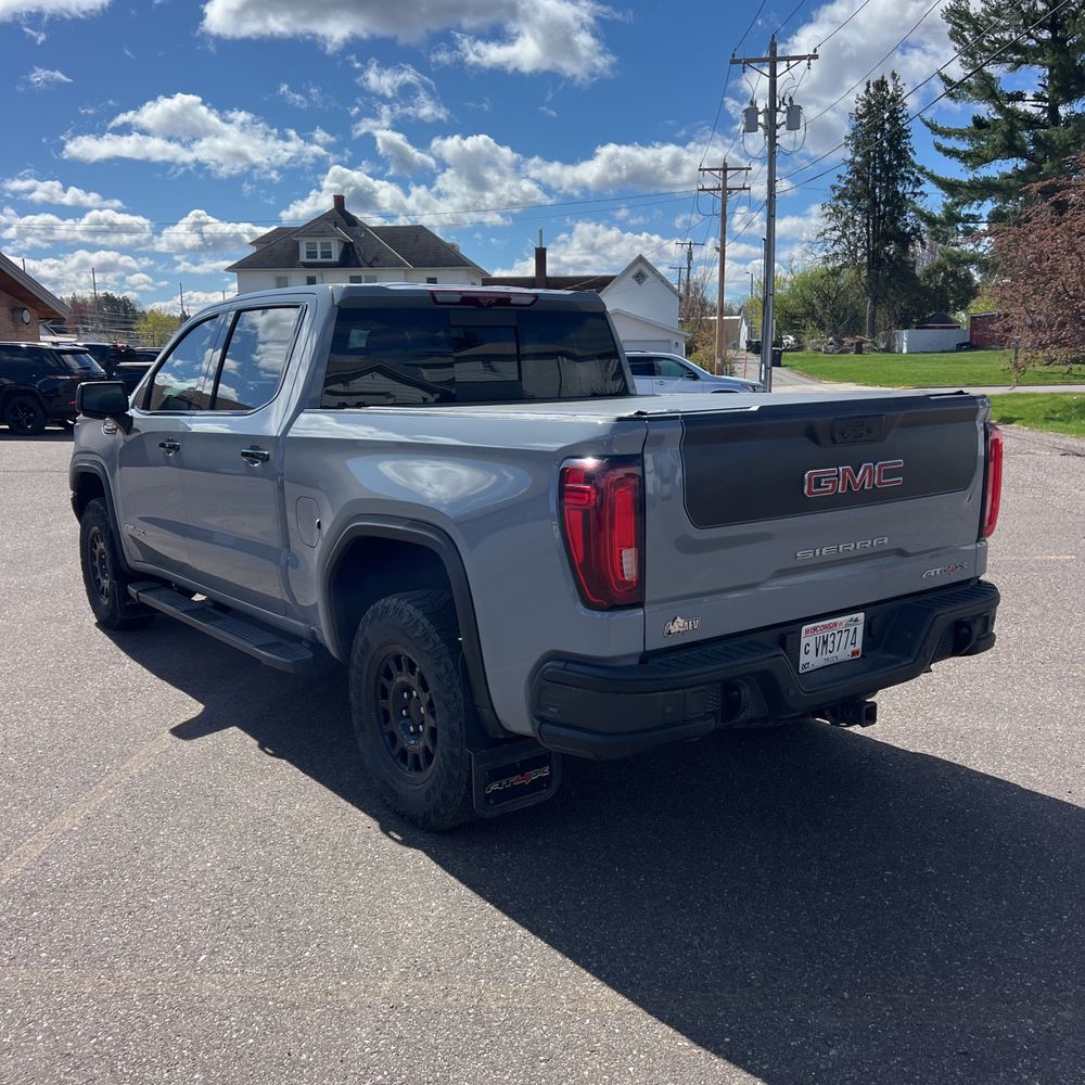 2024 GMC Sierra 1500 AT4X
