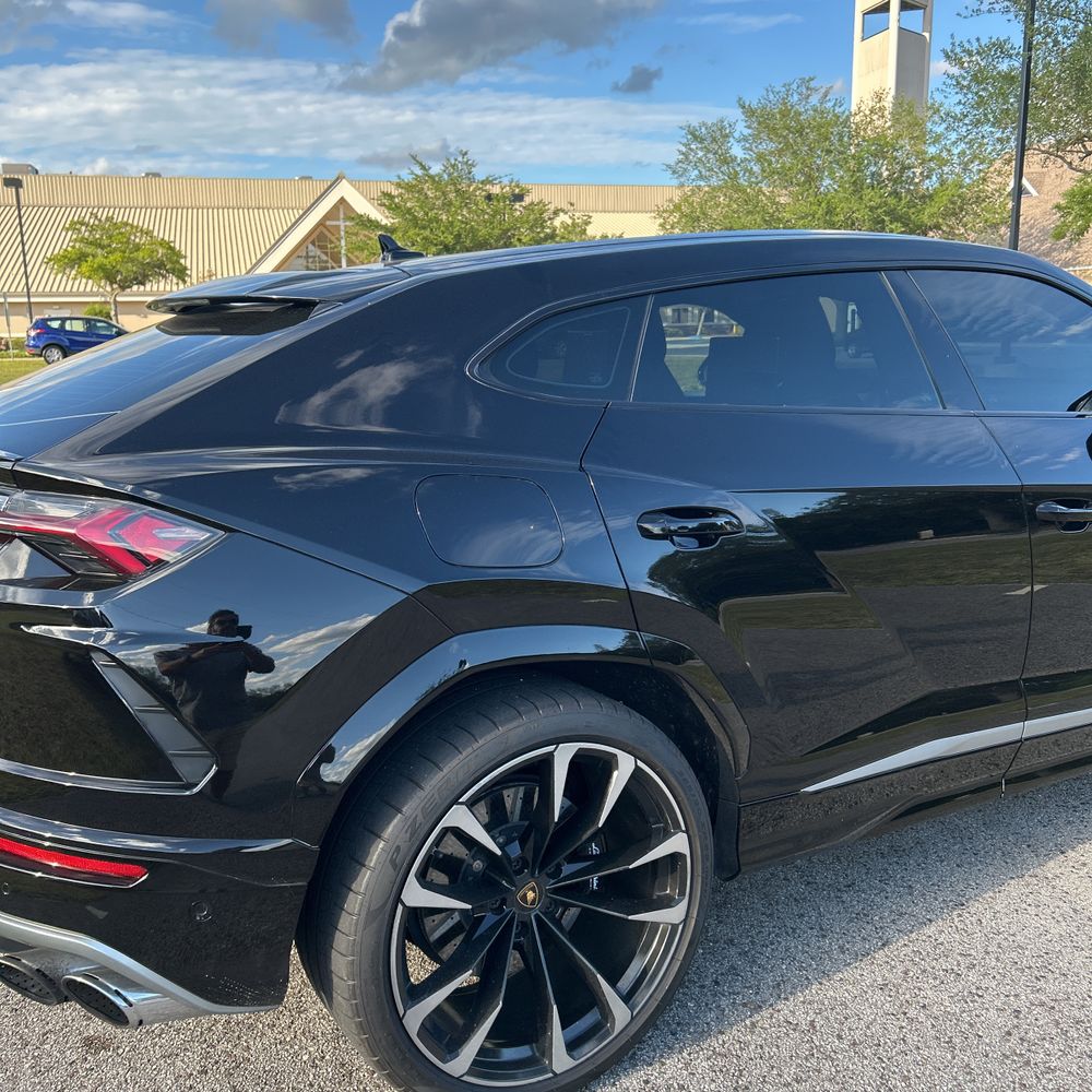 2019 Lamborghini Urus
