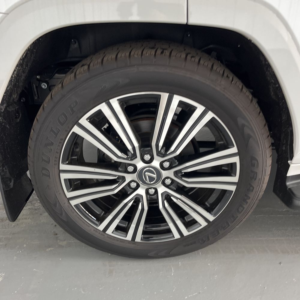 2024 Lexus LX 600 Luxury
