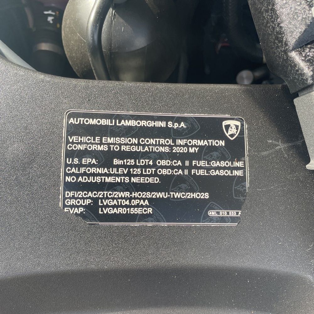 2020 Lamborghini Urus
