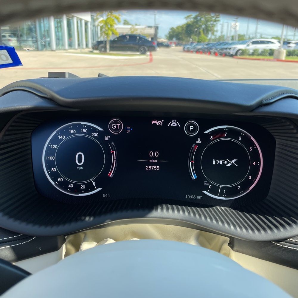 2021 Aston Martin DBX