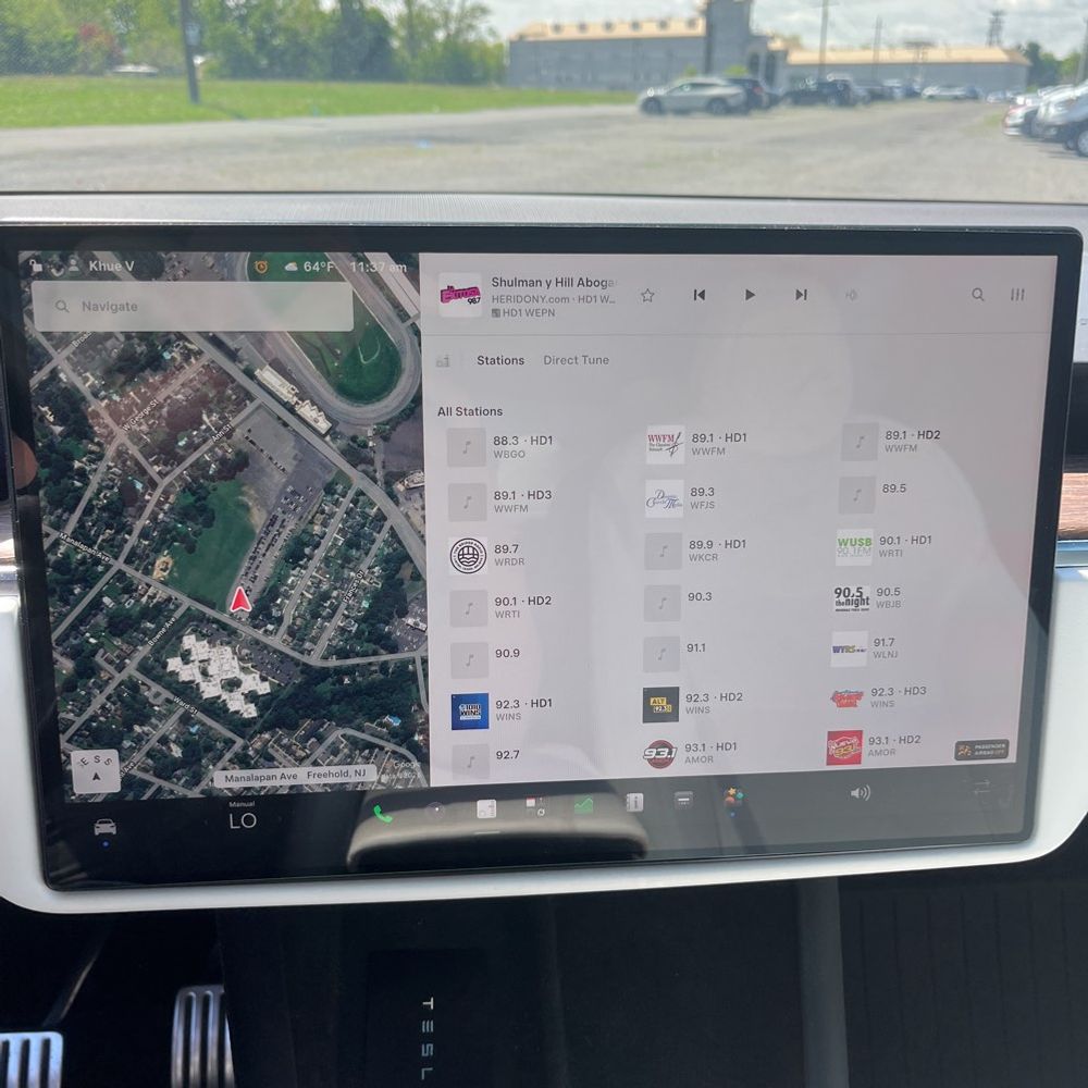2022 Tesla Model X Base