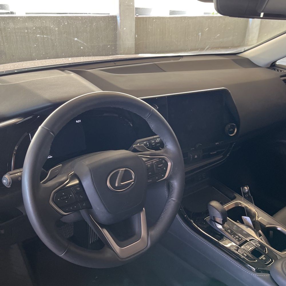 2025 Lexus NX 250 Premium