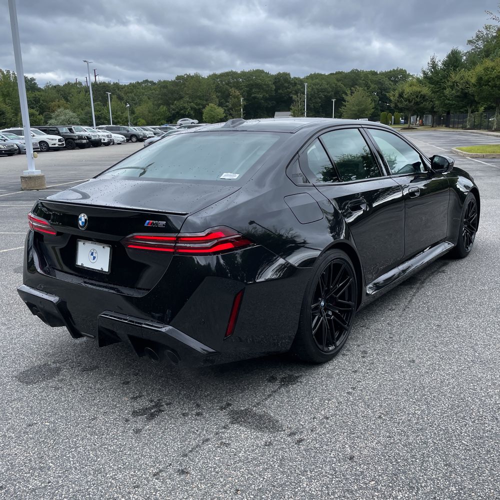 2025 BMW M5 Base