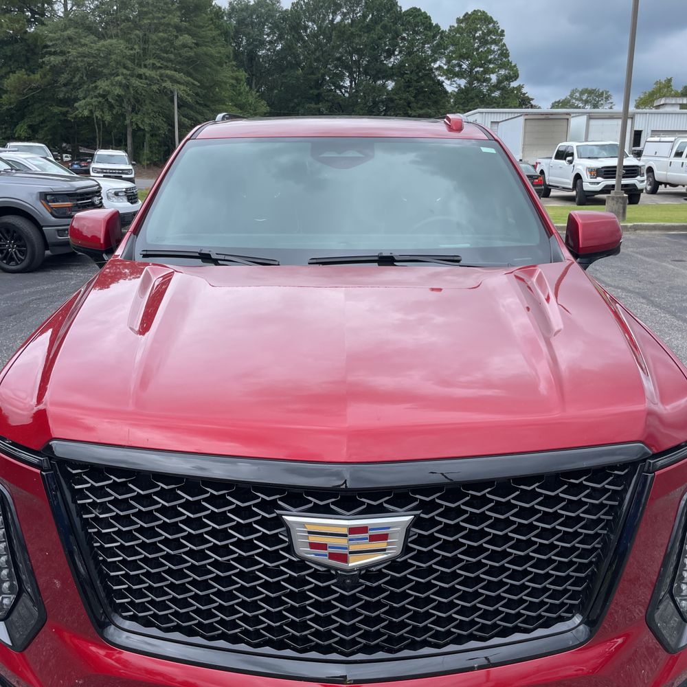 2025 Cadillac Escalade ESV Sport