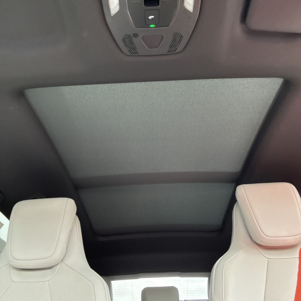 2024 Porsche Macan EV 4