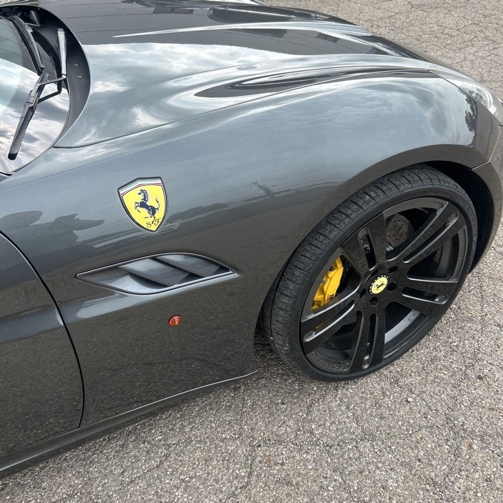 2010 Ferrari California