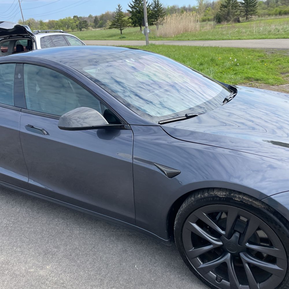 2022 Tesla Model S Base