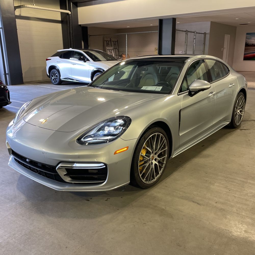 2021 Porsche Panamera