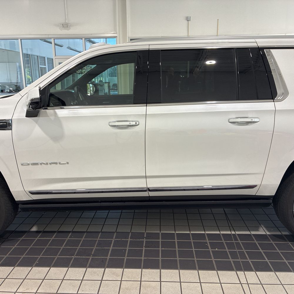 2025 GMC Yukon XL Denali Ultimate