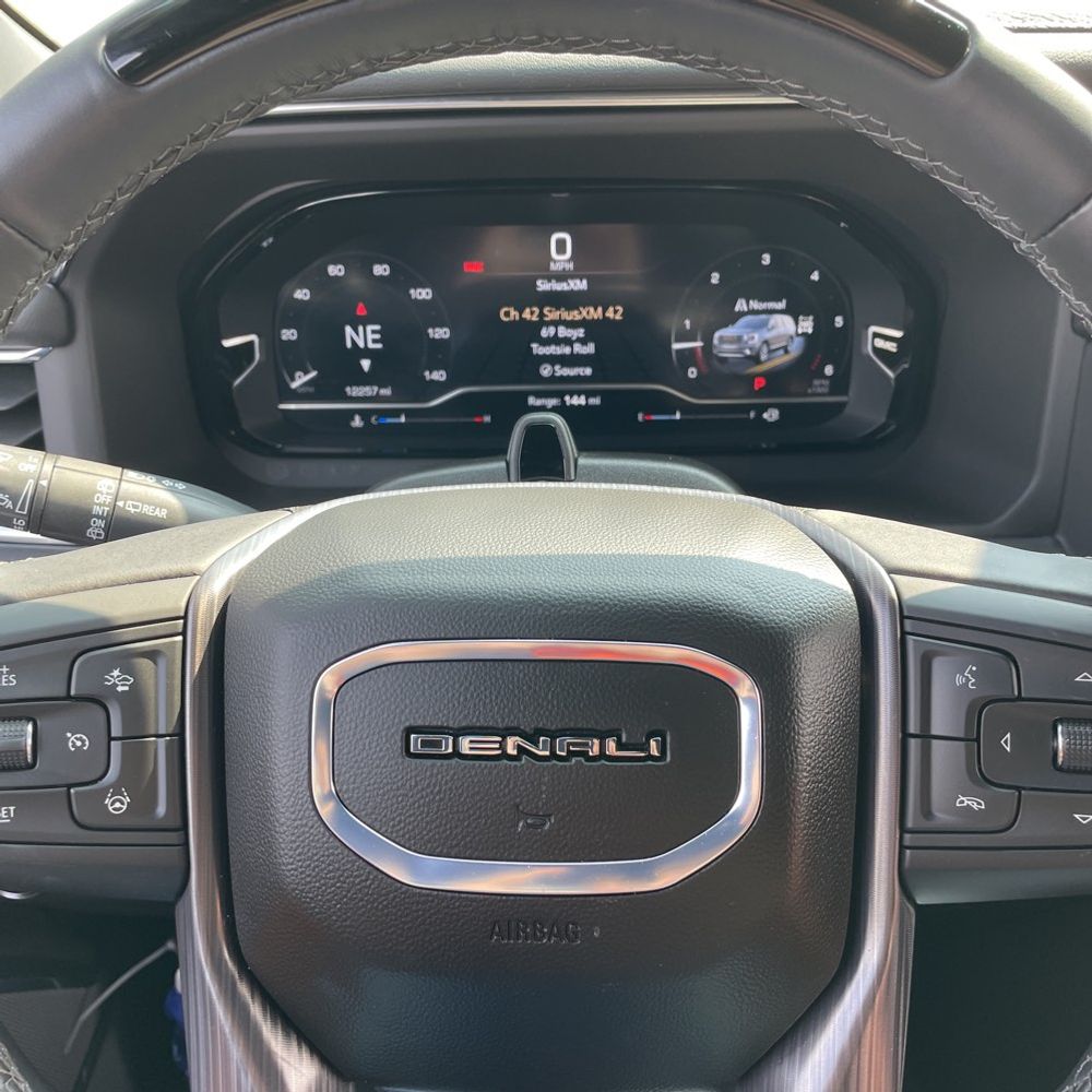 2024 GMC Yukon Denali Ultimate