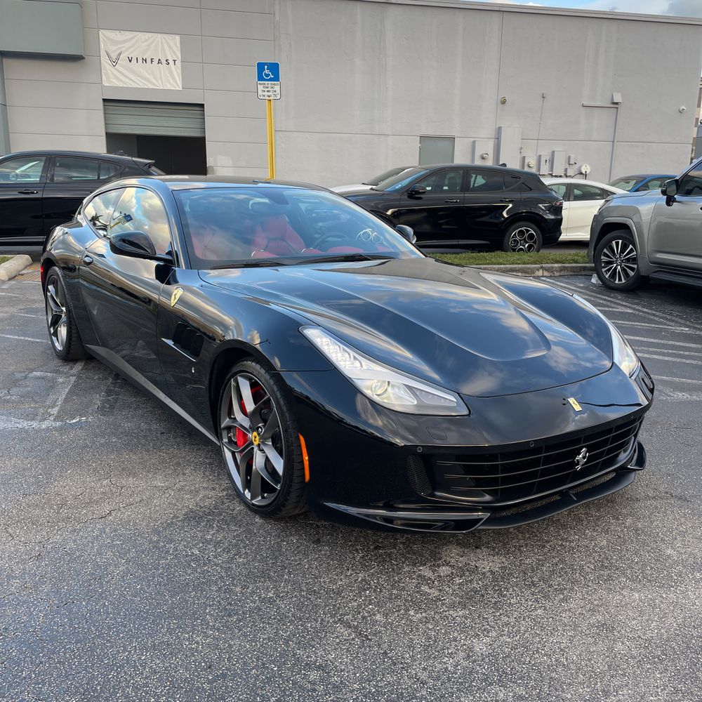 2019 Ferrari GTC4Lusso T