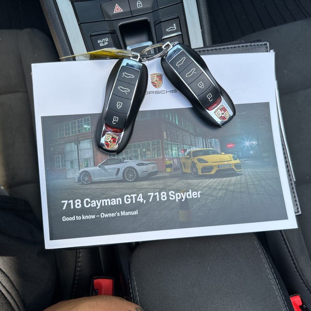 2022 Porsche 718 Boxster Spyder