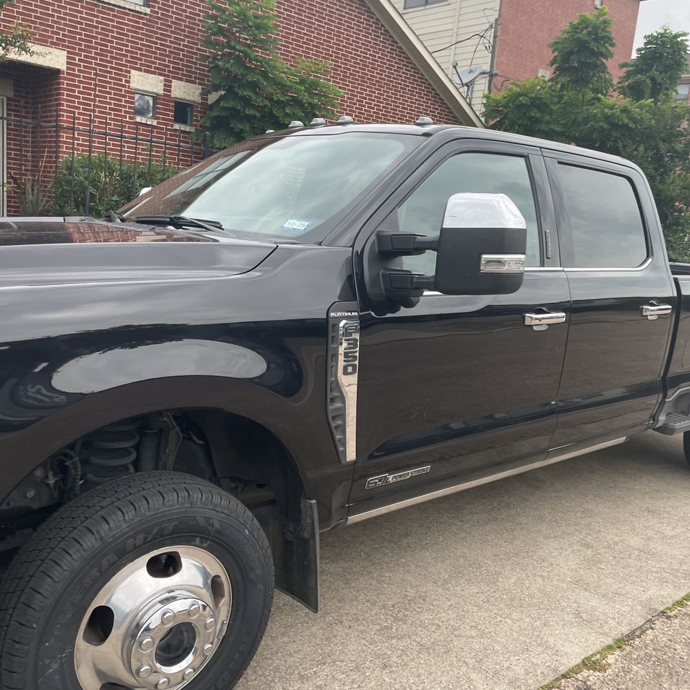 2023 Ford F-350 Super Duty Platinum