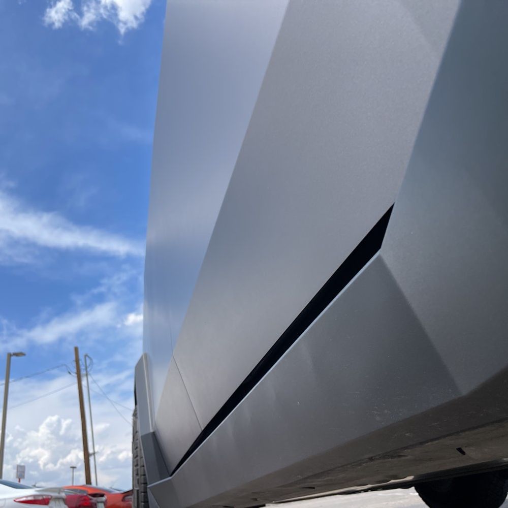 2024 Tesla Cybertruck Base