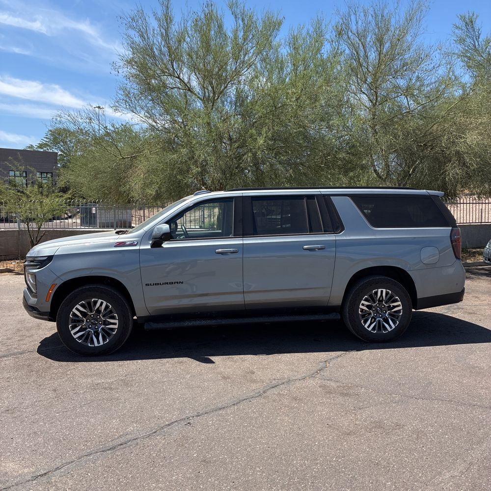 2025 Chevrolet Suburban Z71