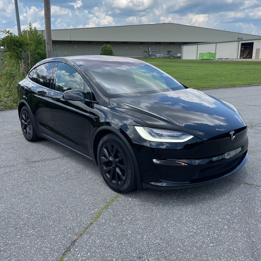 2022 Tesla Model X Plaid