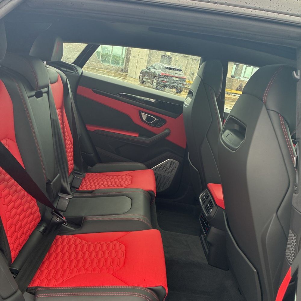 2022 Lamborghini Urus