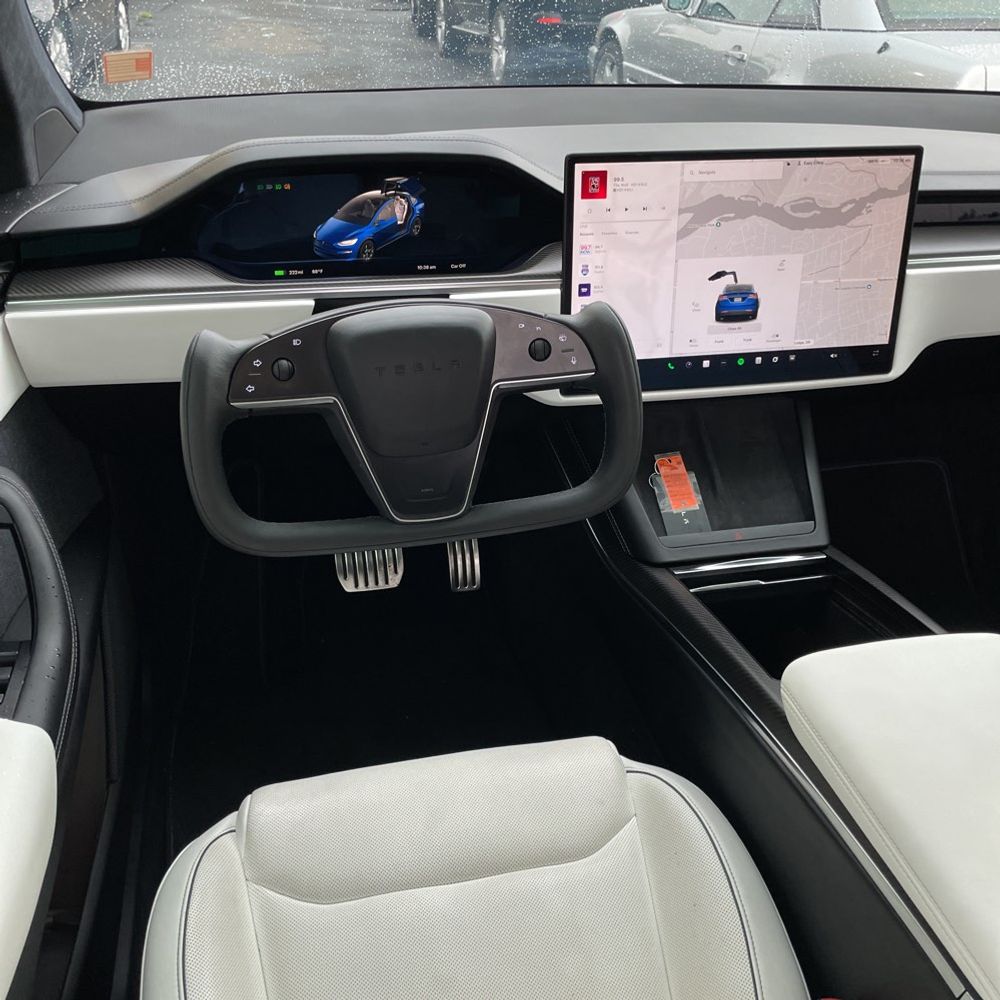 2022 Tesla Model X Plaid