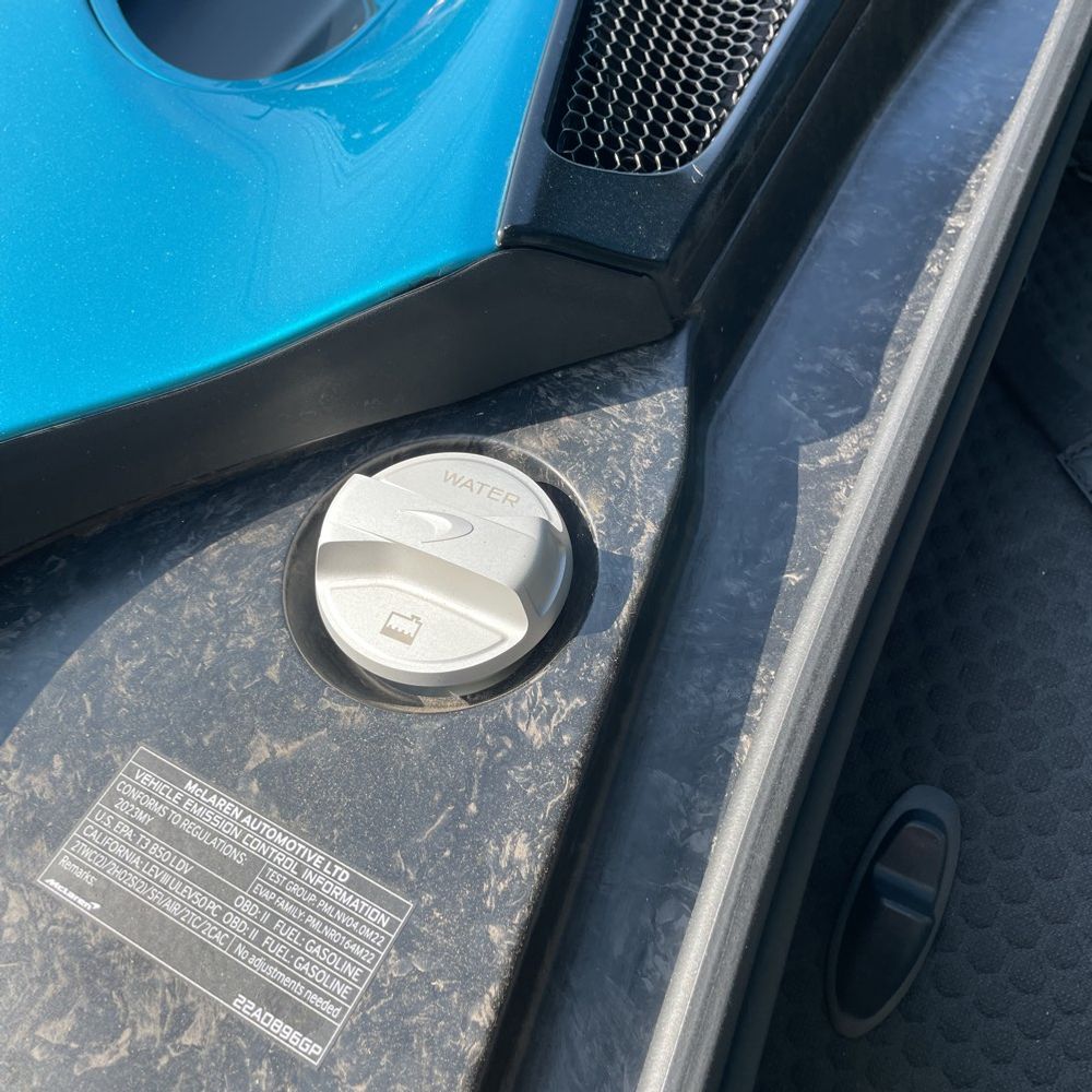 2023 McLaren GT