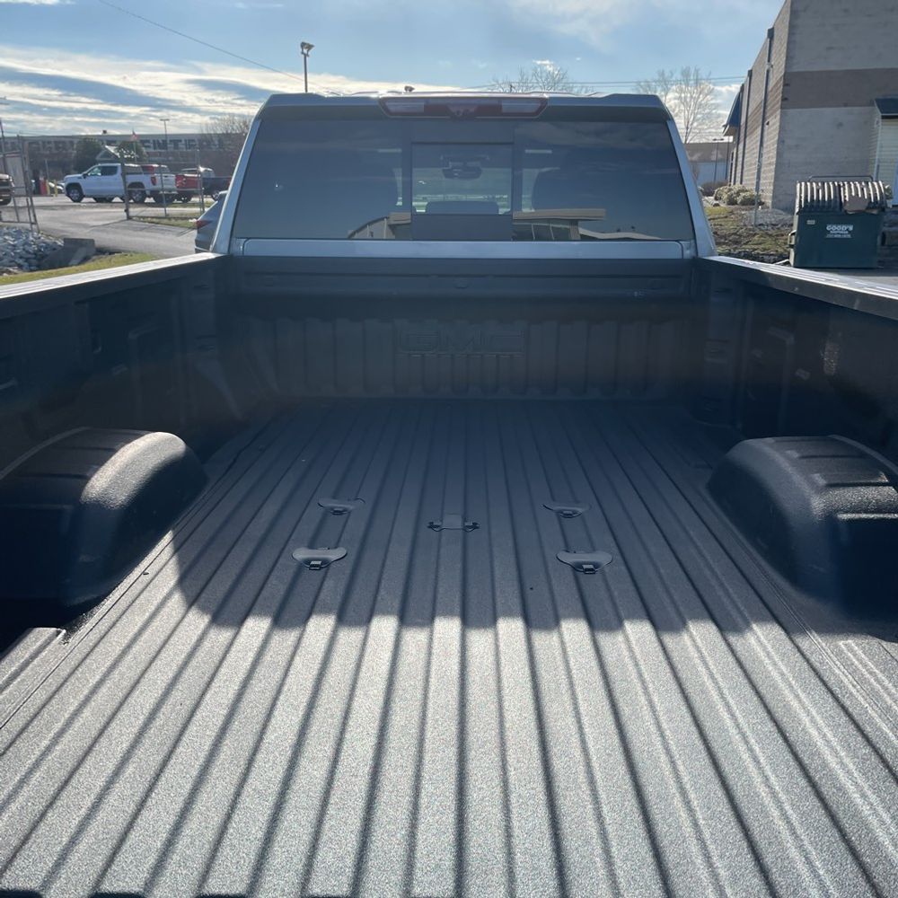 2025 GMC Sierra 3500HD Denali